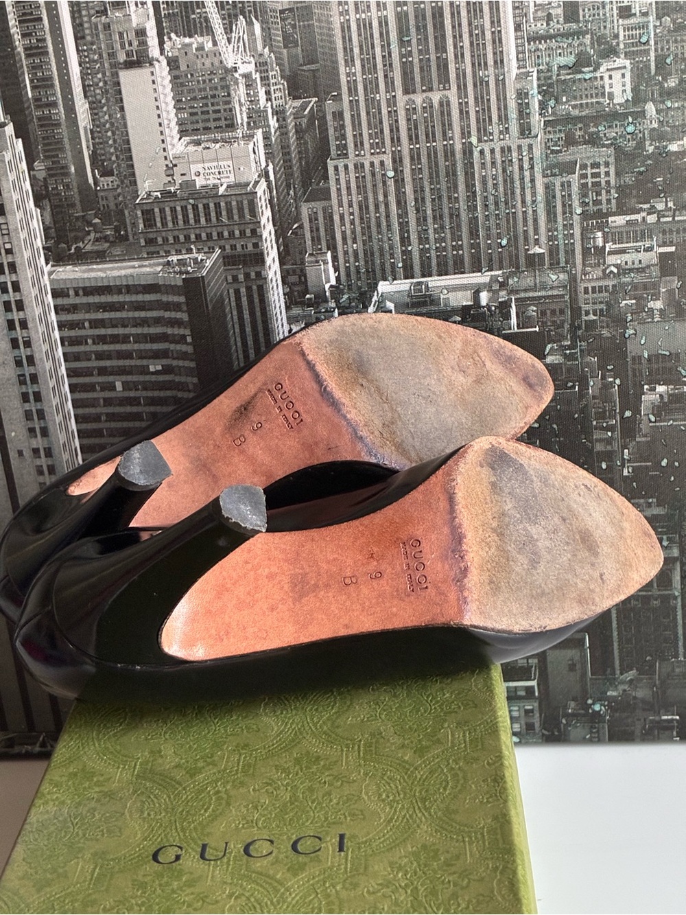 Gucci Black Leather Horsebit Mid-Heel Pumps - Picture 4 of 8